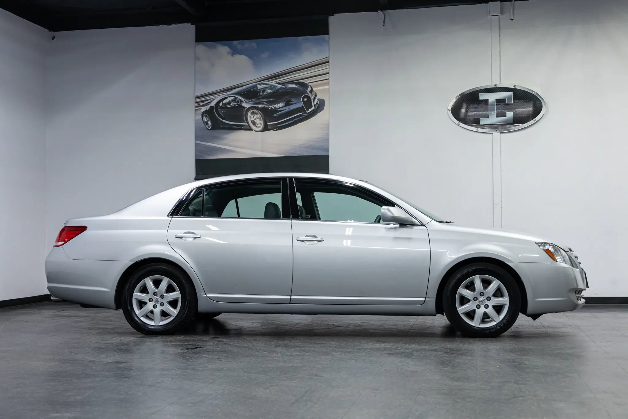 Used 2005 Toyota Avalon XL FWD image 8
