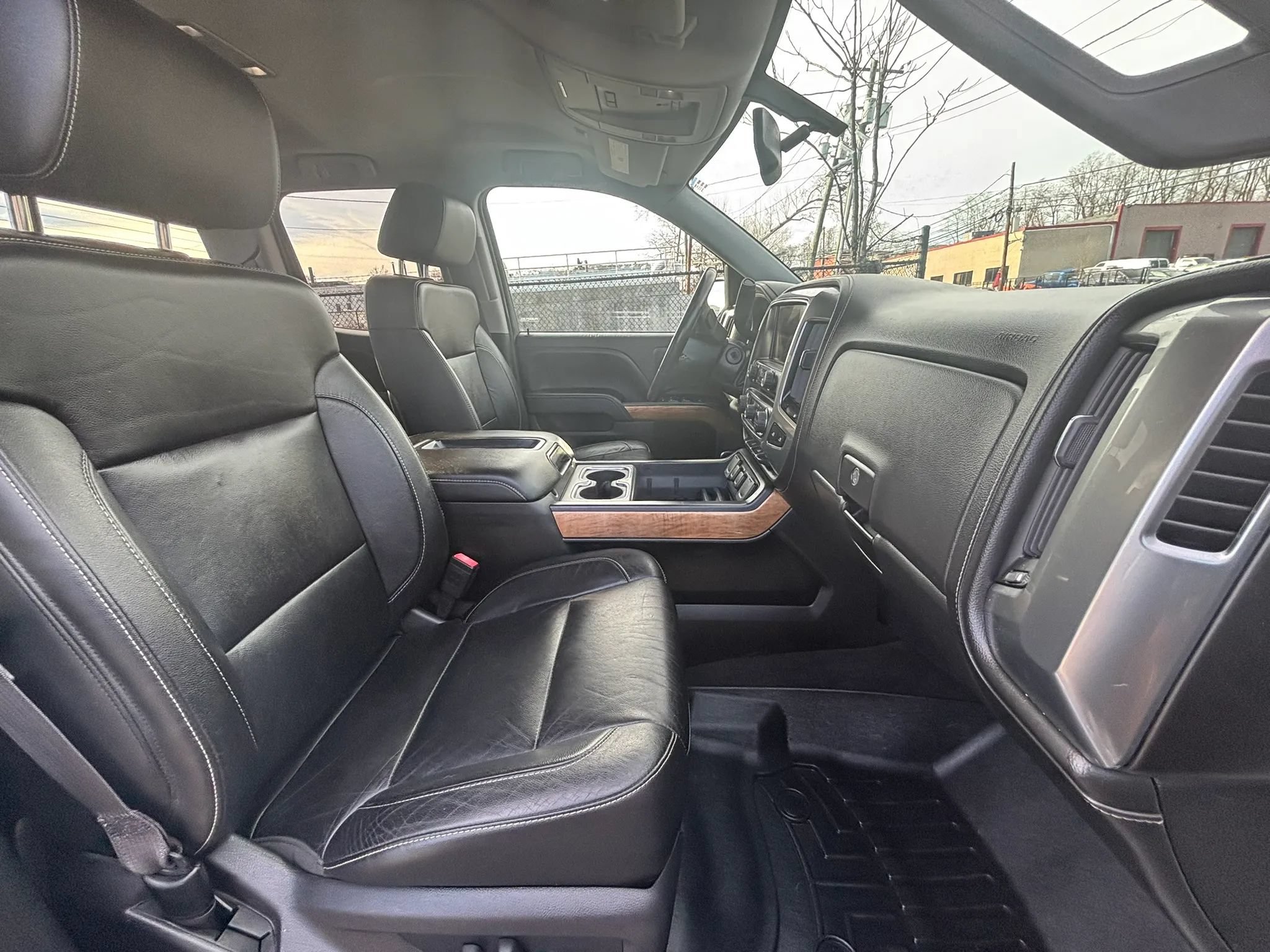Used 2014 Chevrolet Silverado 1500 LTZ AWD/4WD image 28