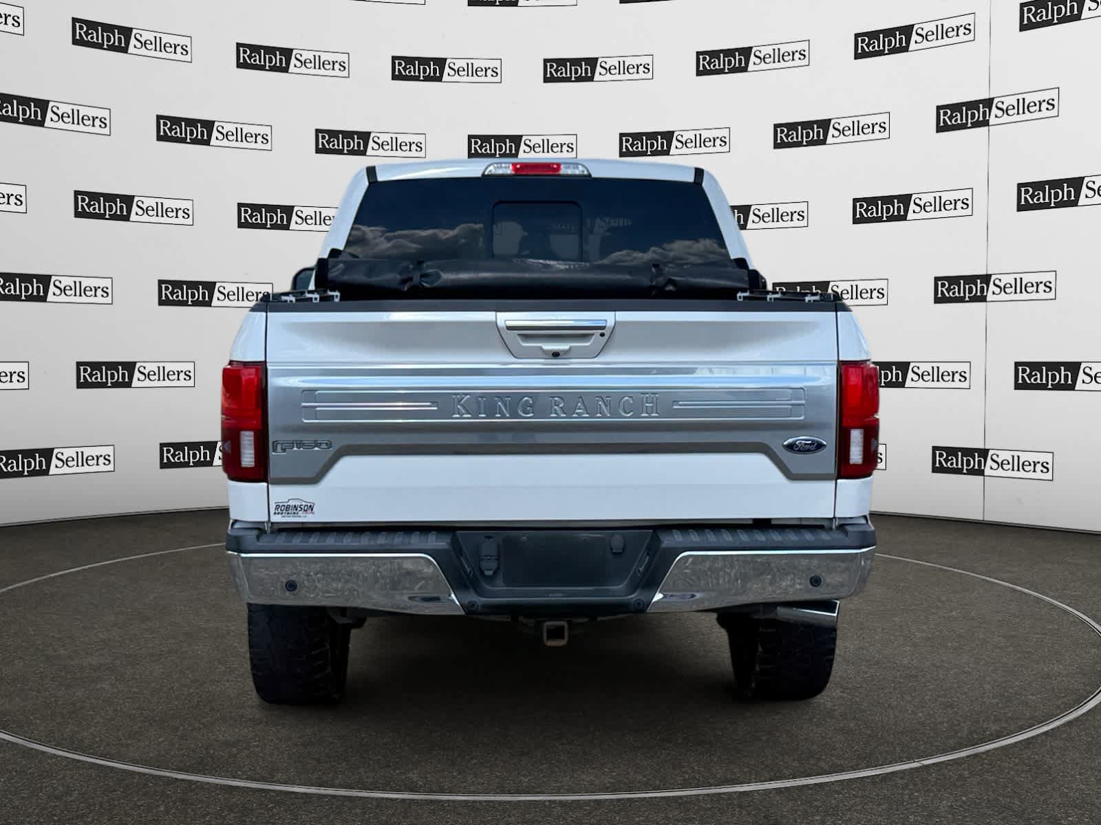 Used 2018 Ford F150 King Ranch w/ Equipment Group 601A Luxury AWD/4WD image 5