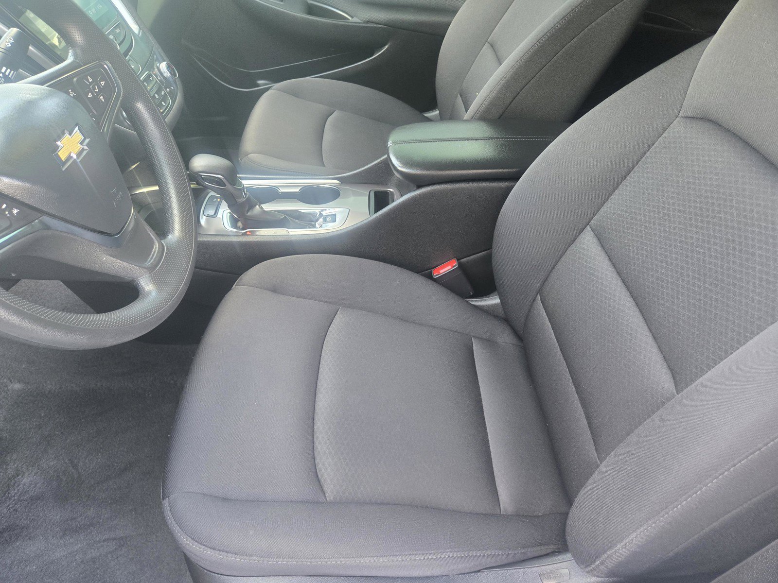 Used 2024 Chevrolet Malibu LT FWD image 11