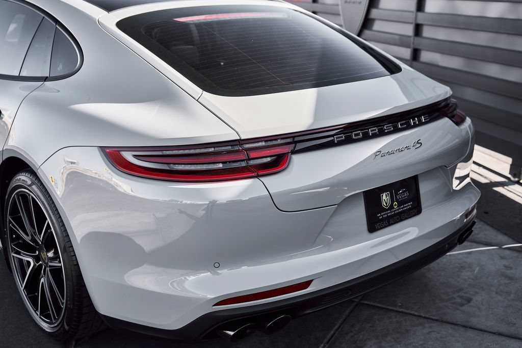 Used 2018 Porsche Panamera 4S AWD/4WD image 8