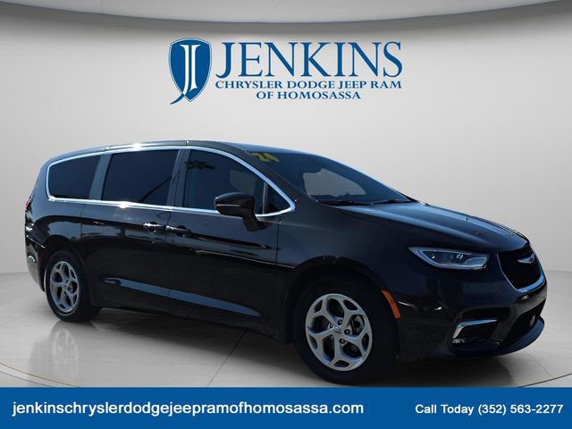 Used 2024 Chrysler Pacifica Limited