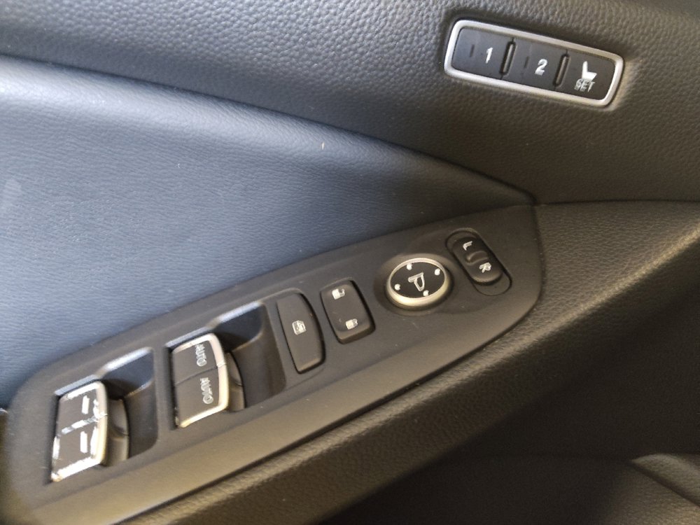 Used 2018 Honda Accord EX-L image 27