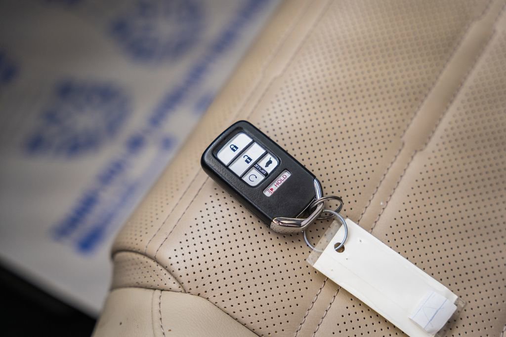 Used 2020 Honda CR-V EX-L image 45