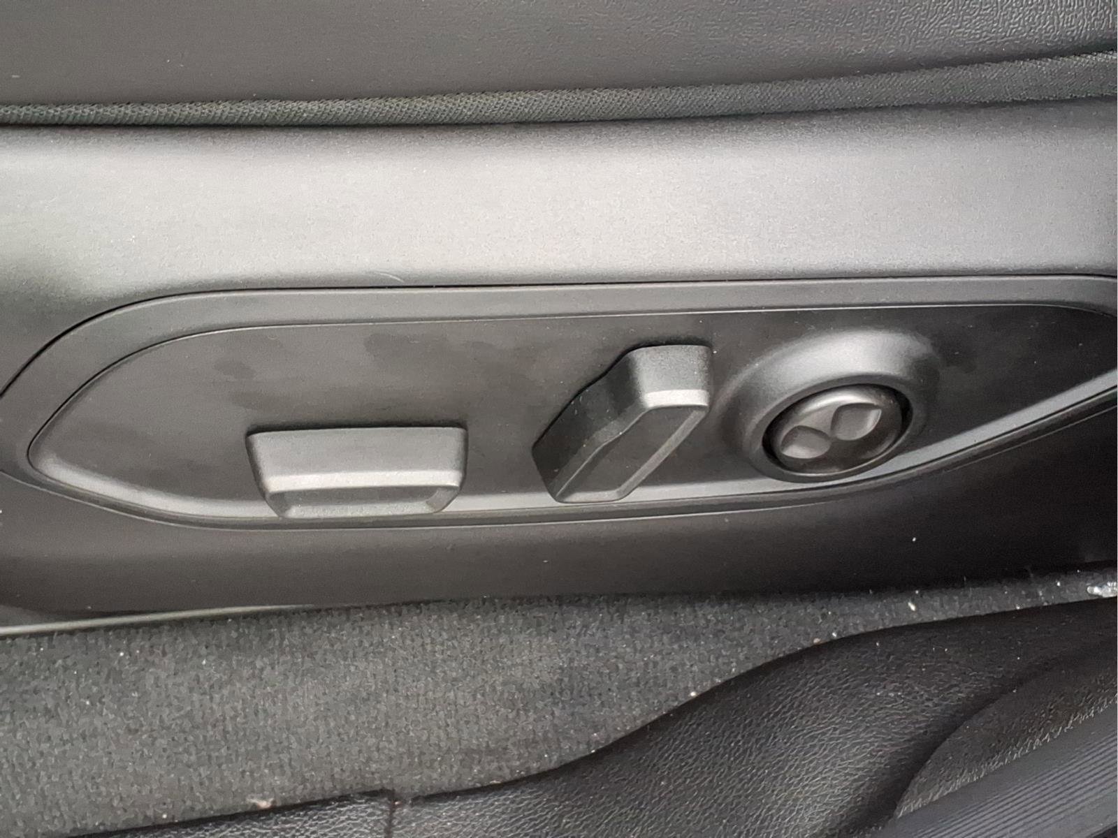 New 2025 Jeep Grand Cherokee L Limited image 18