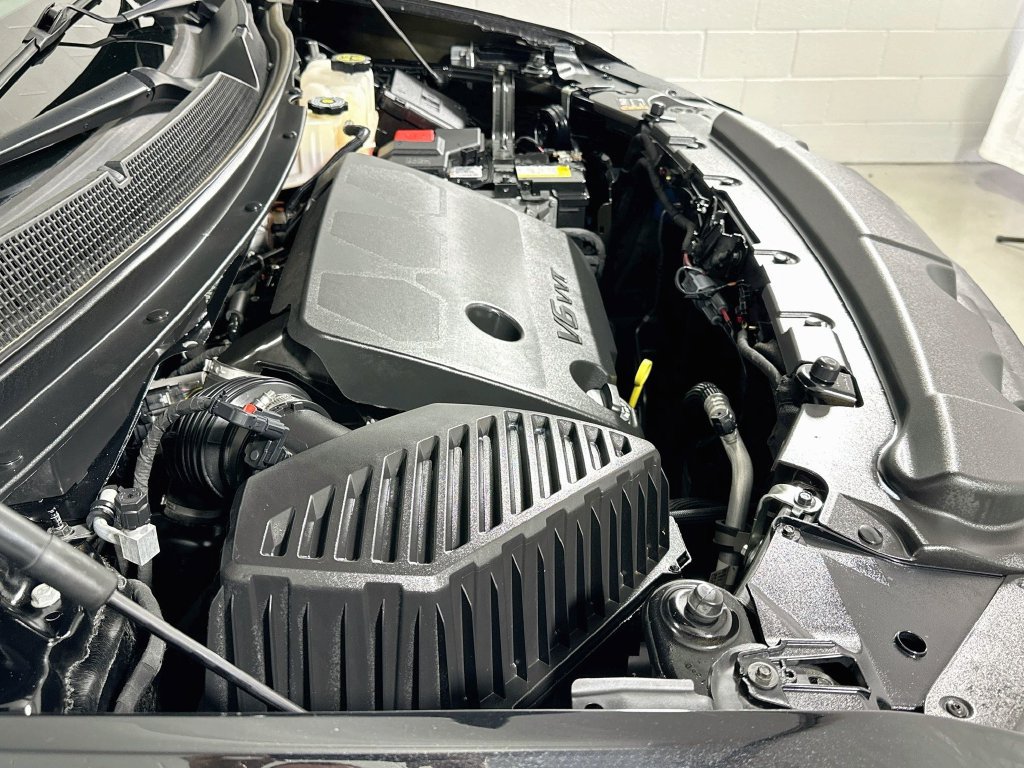 Used 2022 Chevrolet Traverse LT FWD image 26