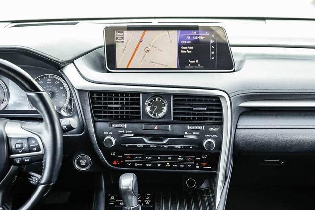 Used 2019 Lexus RX 350L Luxury FWD image 13