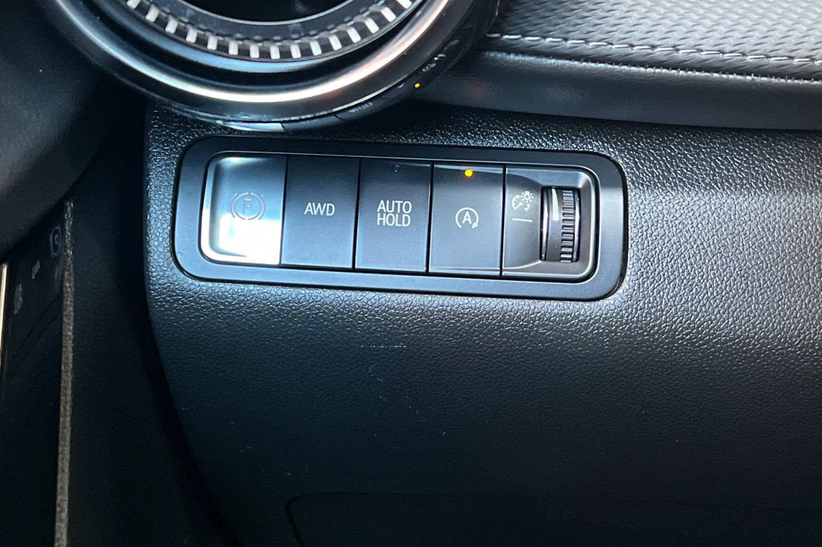 Used 2025 Chevrolet Equinox LT AWD/4WD image 37