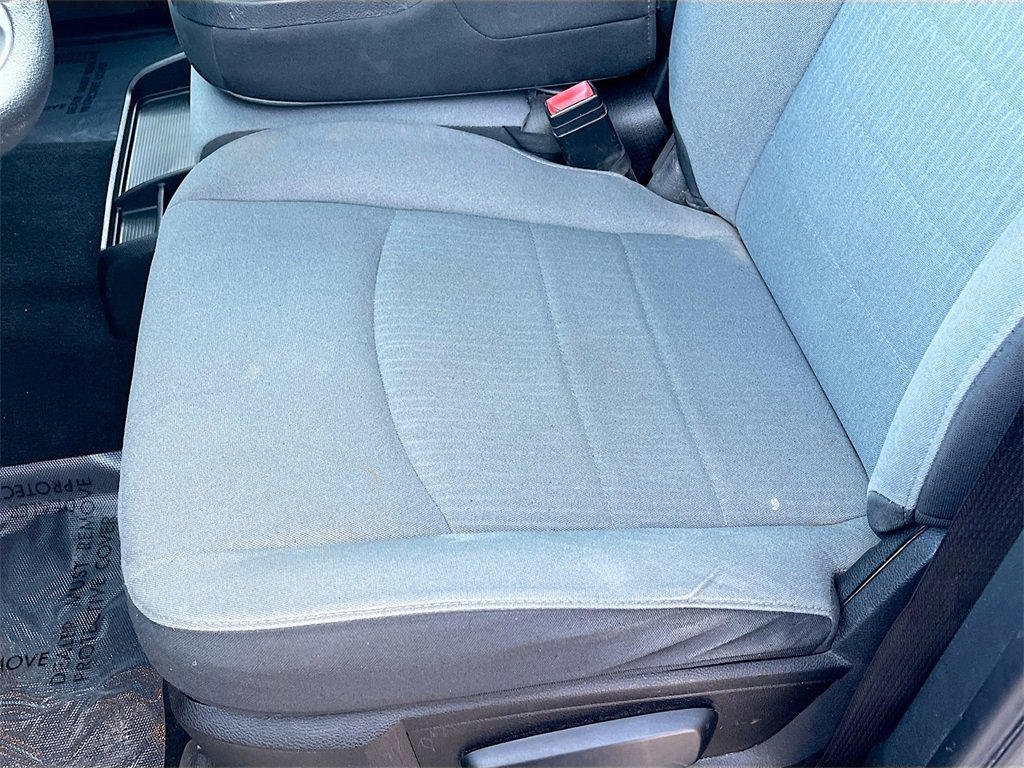 Used 2021 RAM 1500 Classic SLT image 20