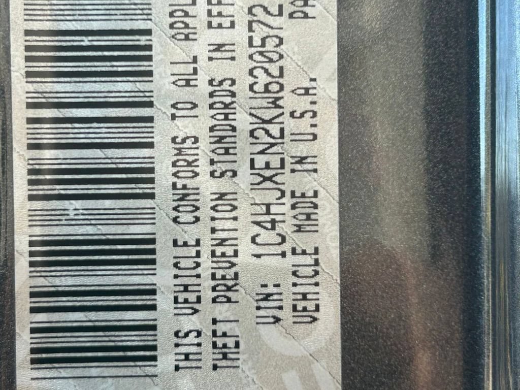 Used 2019 Jeep Wrangler Unlimited Sahara AWD/4WD image 40