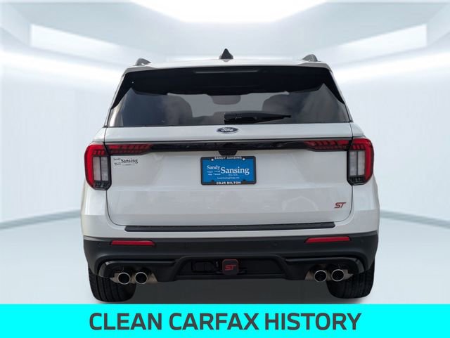 Used 2025 Ford Explorer ST image 4