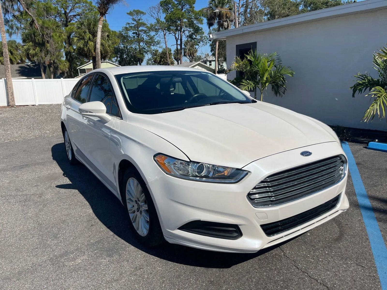 Used 2013 Ford Fusion SE image 3