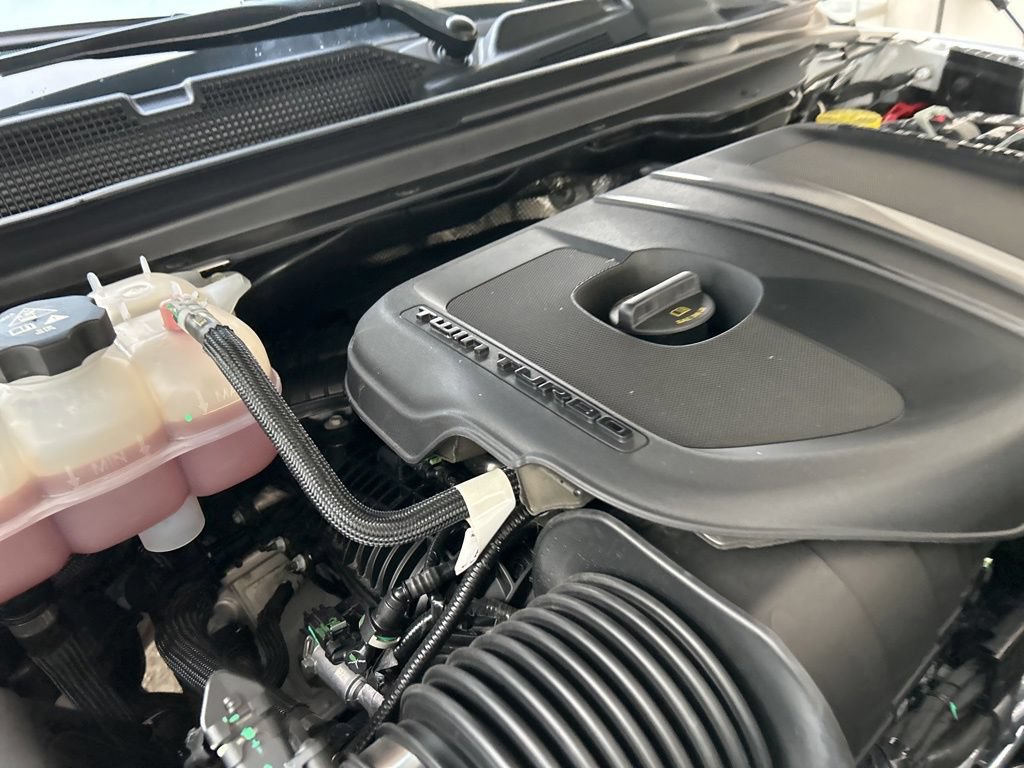 Used 2026 RAM 1500 Laramie AWD/4WD image 13