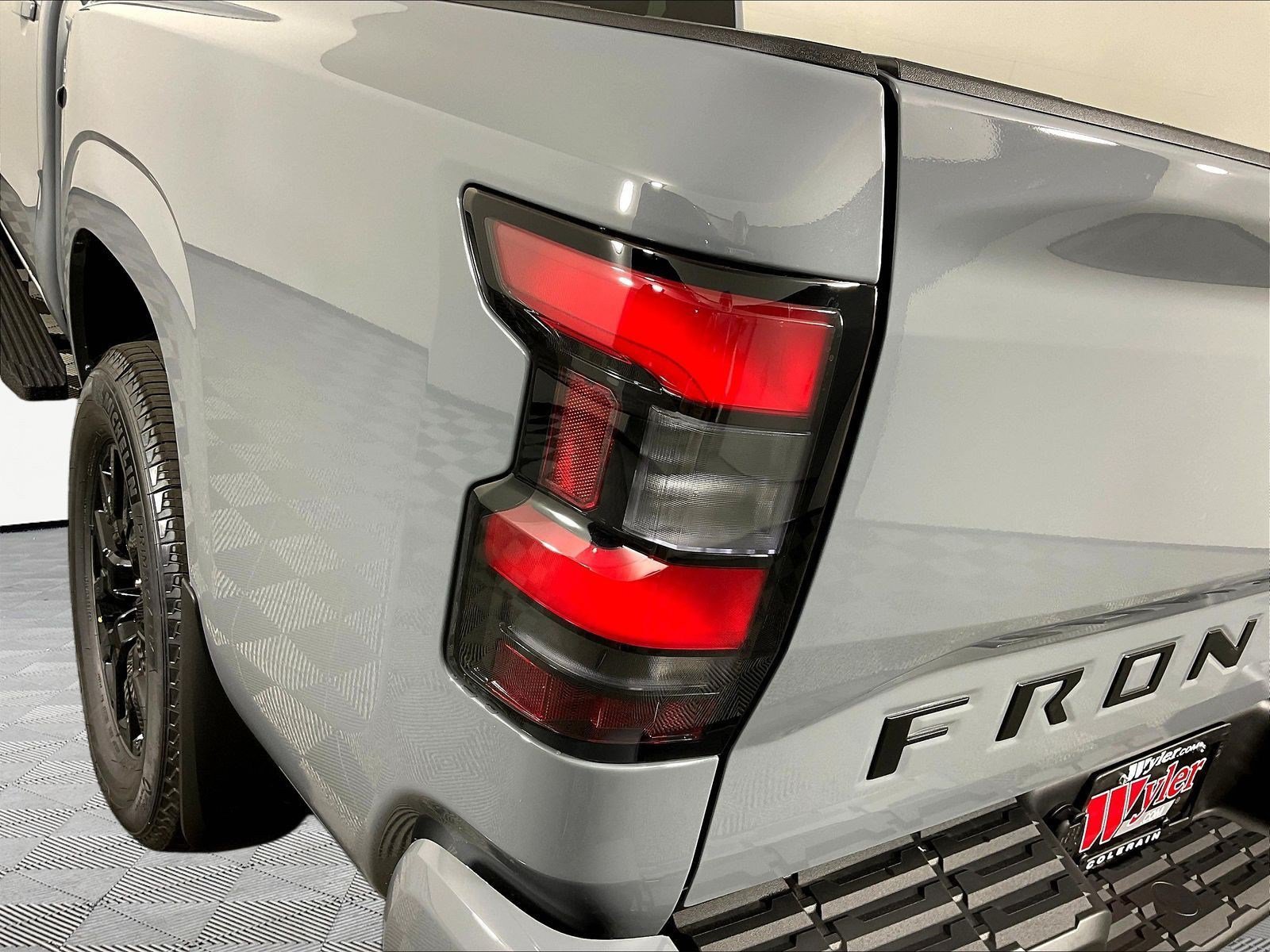 New 2027 Nissan Frontier SV w/ SV Convenience Package AWD/4WD image 14