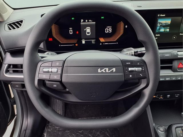 New 2026 Kia K4 LXS image 9