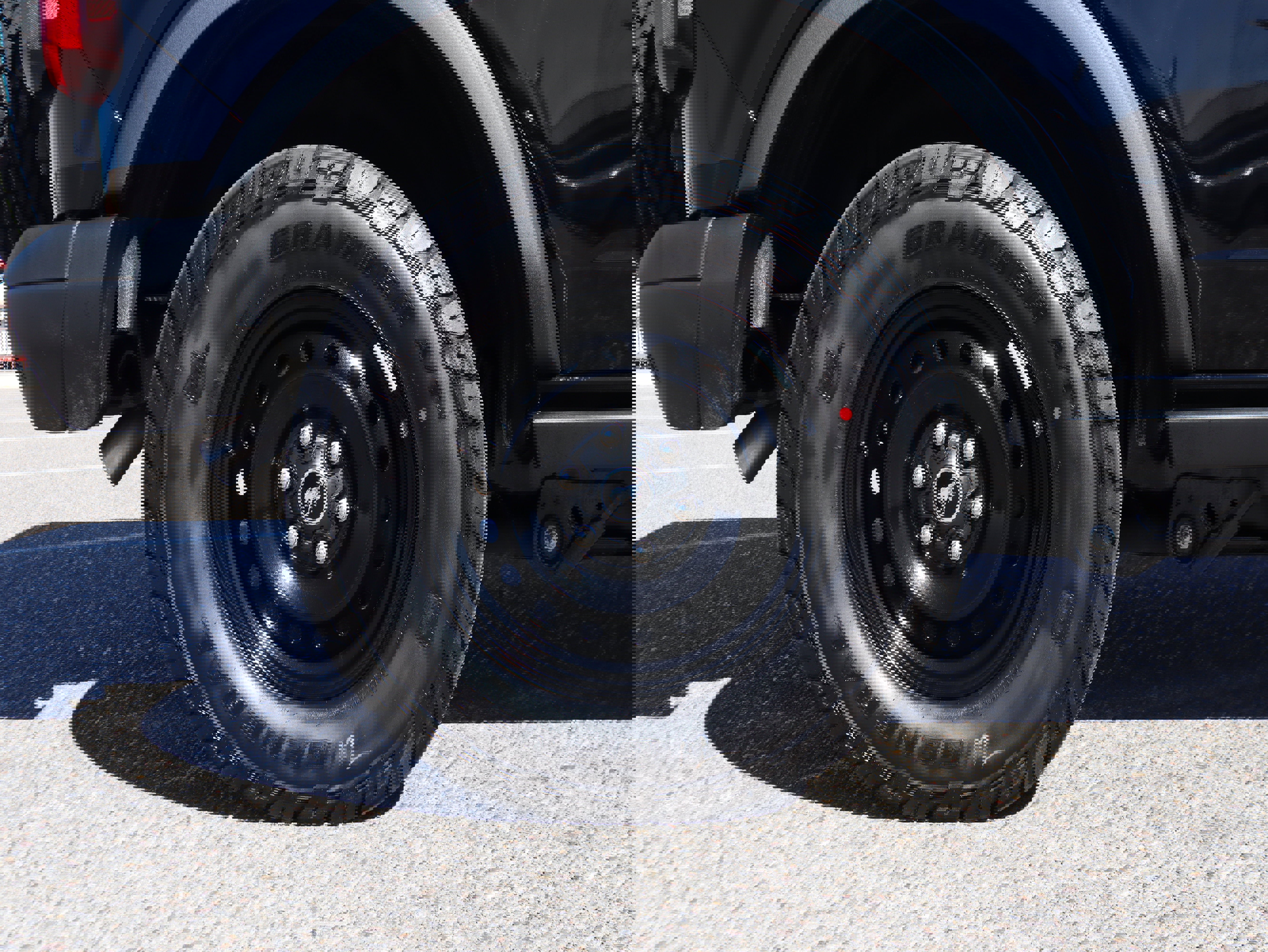 New 2026 Ford Bronco Big Bend w/ Black Diamond Package image 12