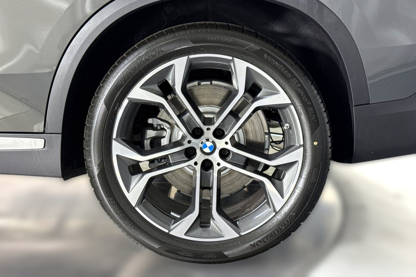 New 2026 BMW X5 xDrive50e AWD/4WD image 13