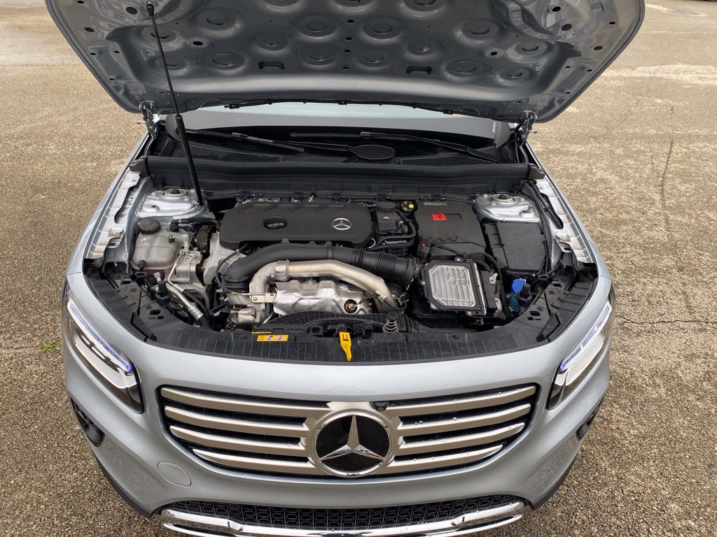 Used 2026 Mercedes-Benz GLB 250 4MATIC image 23