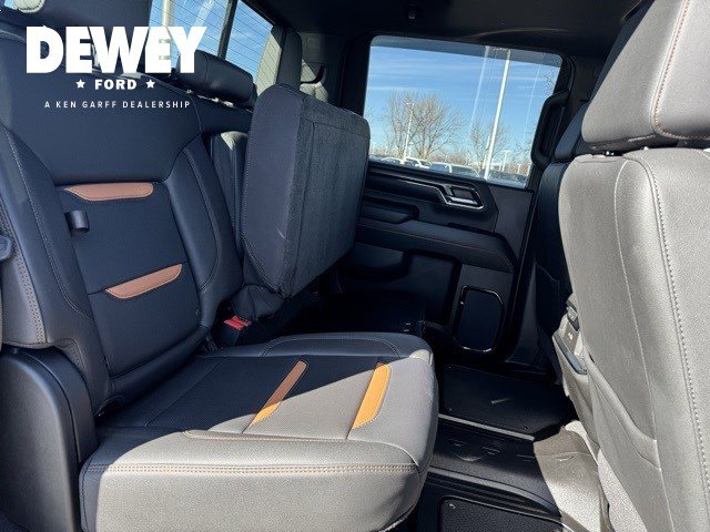 Used 2024 GMC Sierra 2500 AT4 w/ AT4 Premium Plus Package image 32