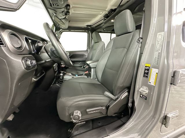 Used 2021 Jeep Gladiator Willys image 16