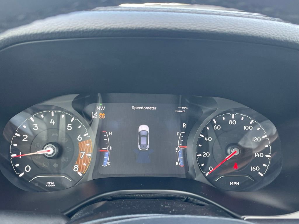 Certified 2024 Jeep Compass Limited image 39