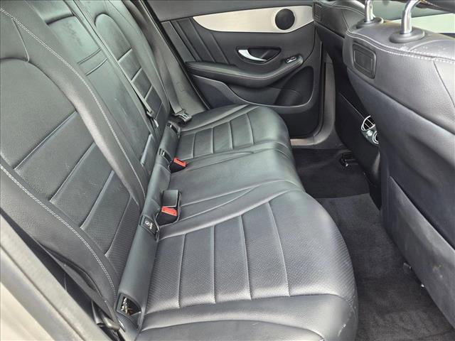 Used 2019 Mercedes-Benz GLC 300 4MATIC image 17