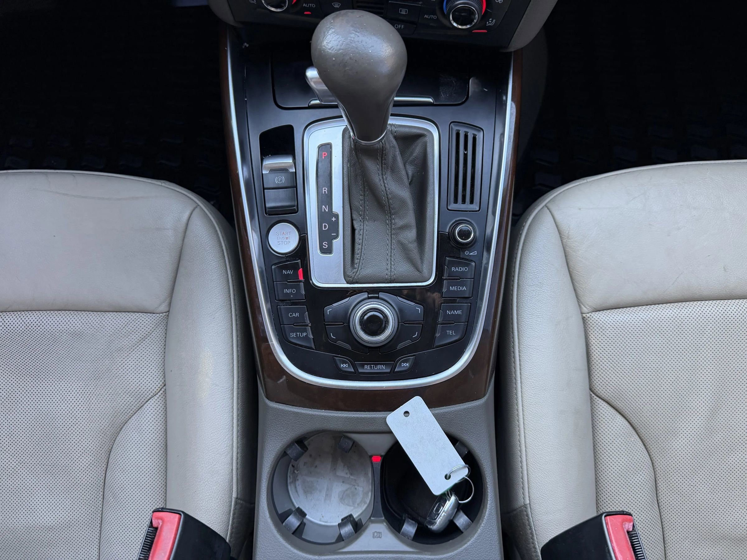 Used 2012 Audi Q5 3.2 Prestige image 30