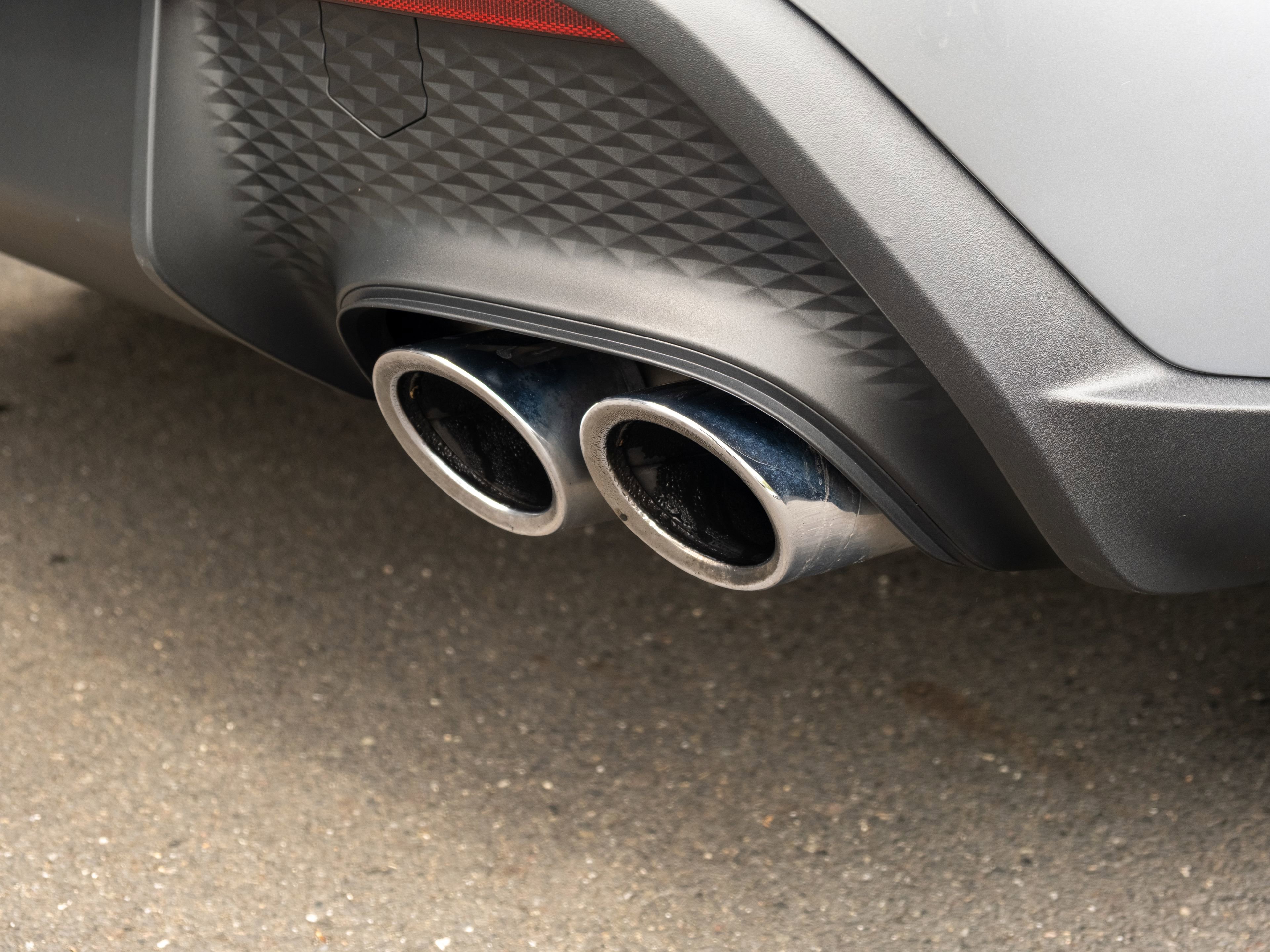 Certified 2026 Porsche Macan AWD/4WD image 41