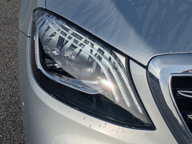 Used 2020 Mercedes-Benz S 450 Sedan image 10