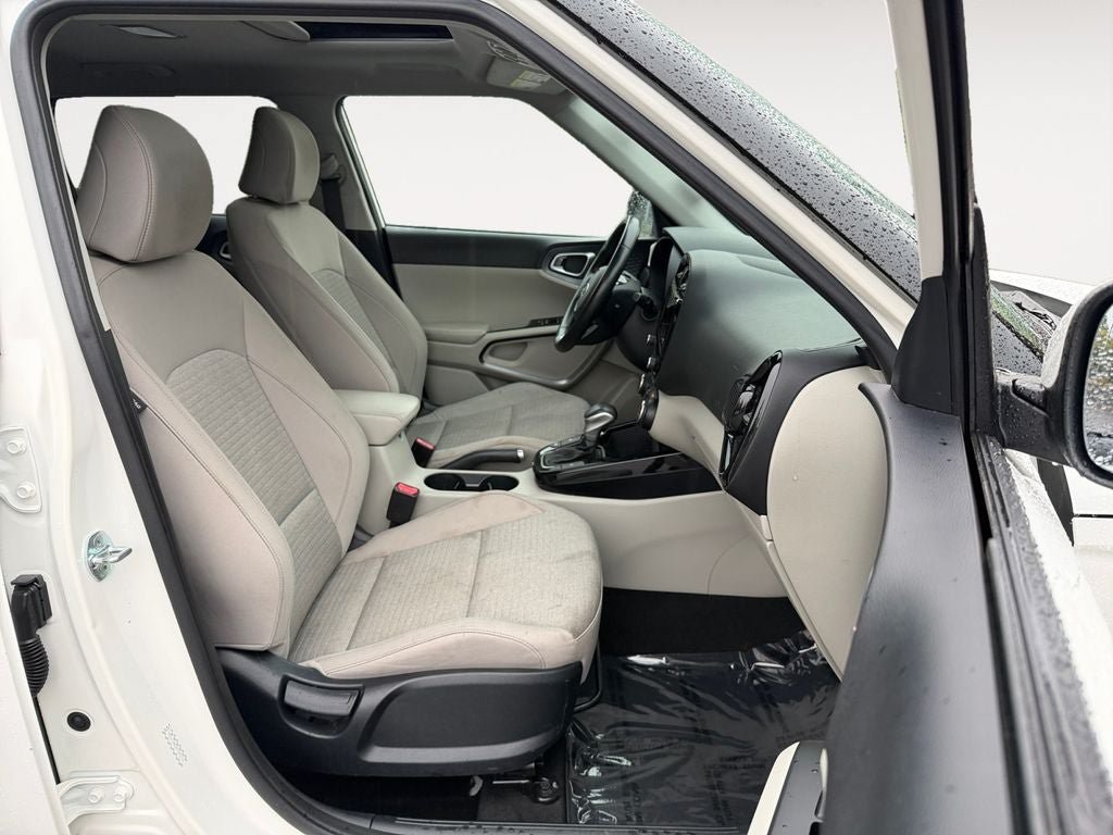 Used 2021 Kia Soul EX FWD image 24