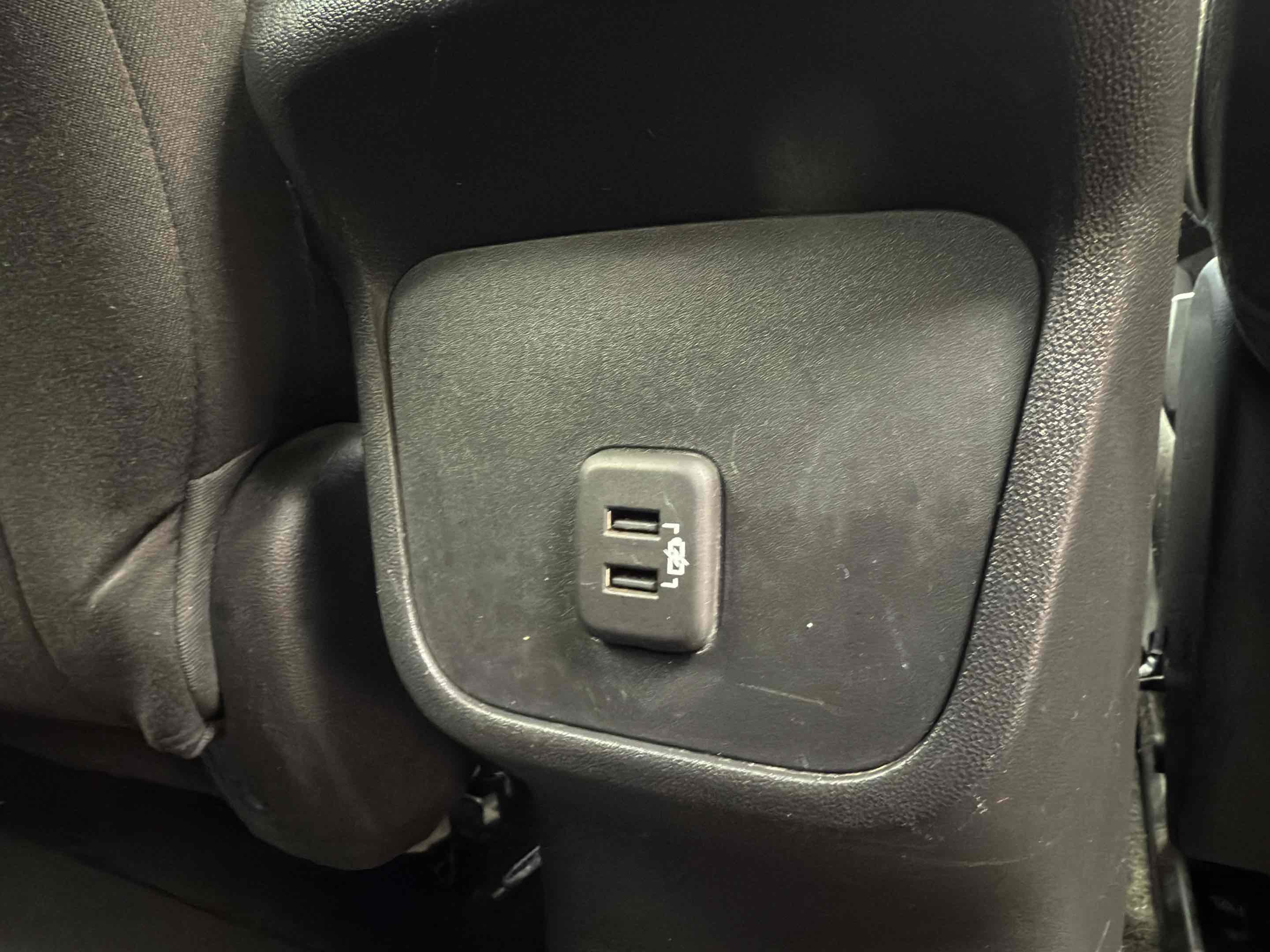 Used 2020 GMC Terrain SLE w/ Elevation Edition image 53