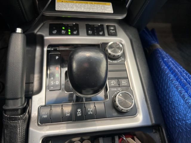 Used 2016 Toyota Land Cruiser AWD/4WD image 26