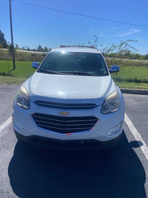 Used 2017 Chevrolet Equinox LT w/ Convenience Package FWD image 2