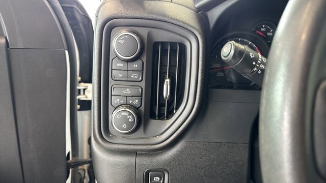 Used 2023 Chevrolet Silverado 1500 W/T w/ WT Value Package AWD/4WD image 15