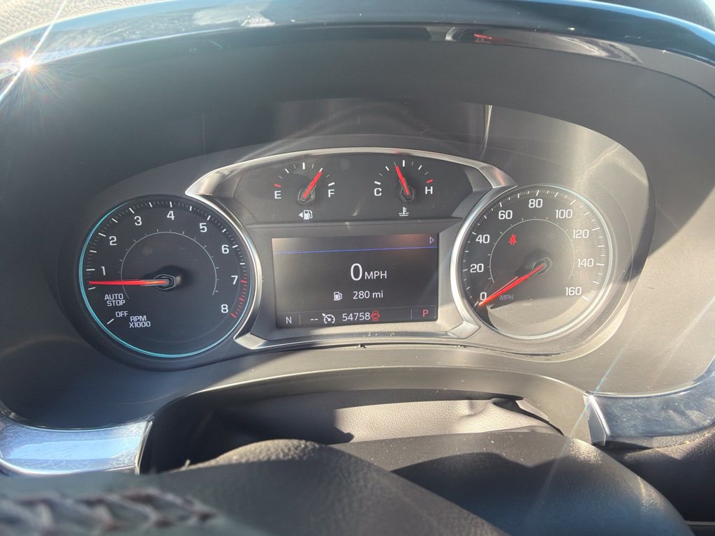 Used 2023 Chevrolet Traverse LT FWD image 6