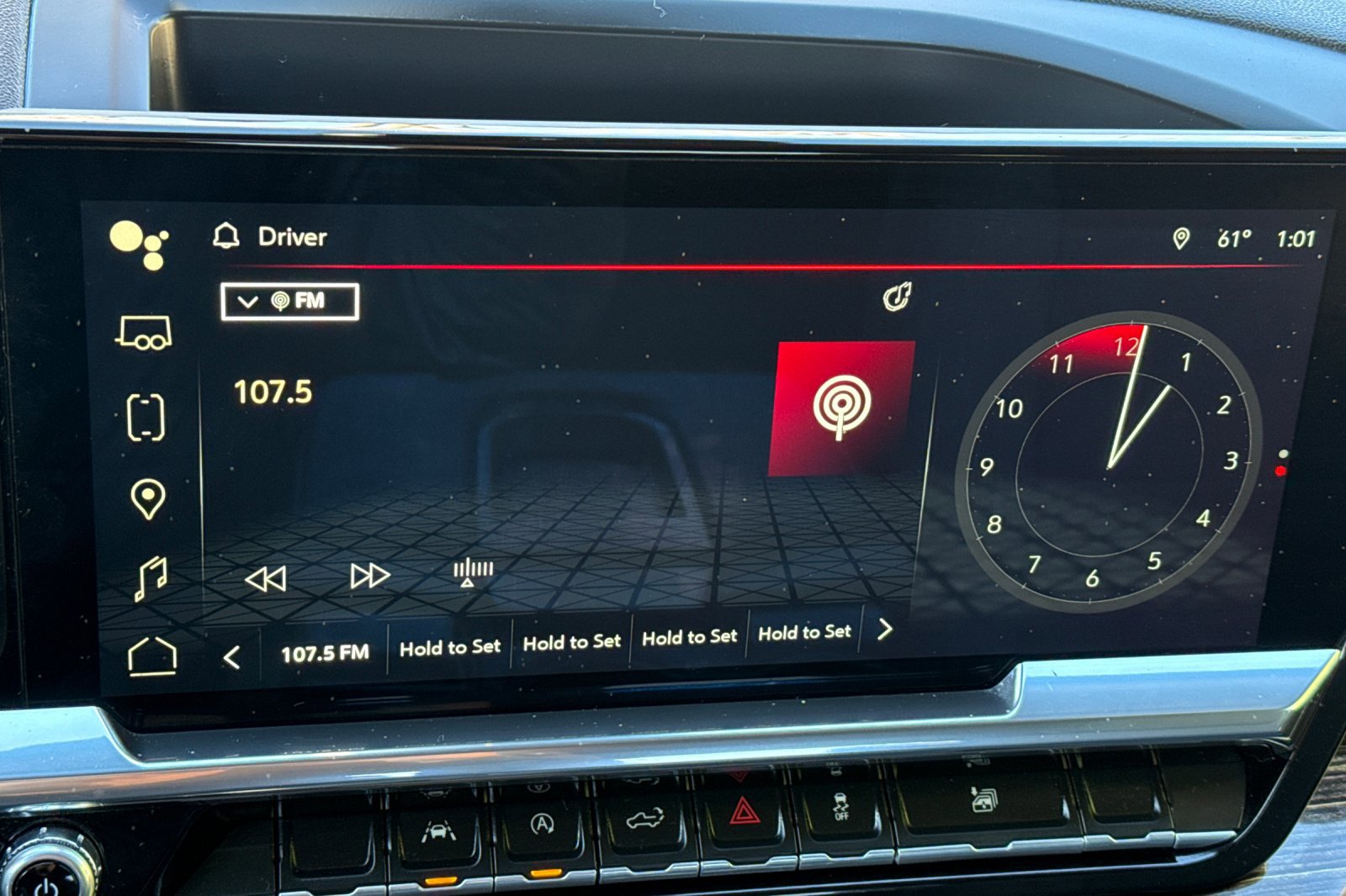 Used 2022 GMC Sierra 1500 SLE image 23