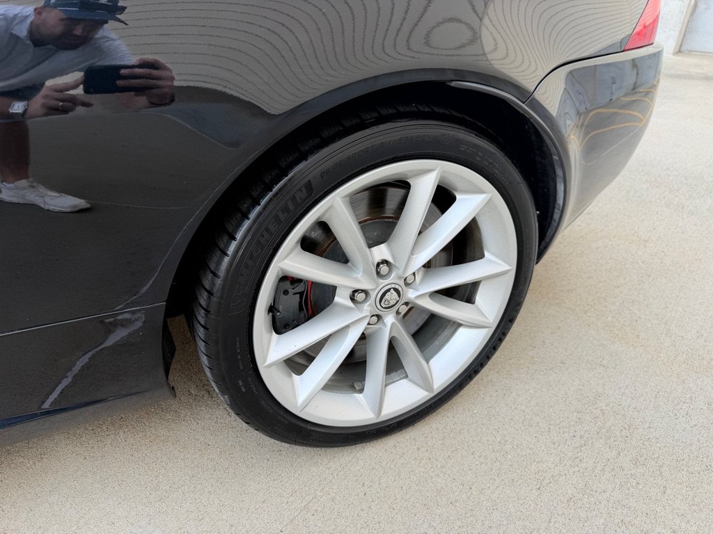 Used 2010 Jaguar XKR R RWD image 8