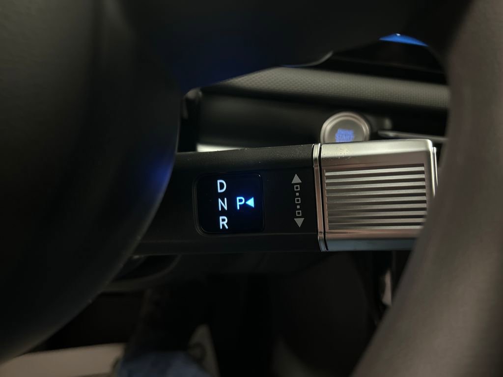 New 2026 Hyundai Tucson Blue SE image 18