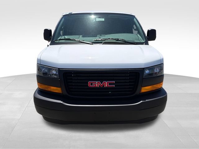 New 2026 GMC Savana 2500 w/ Driver Convenience Package RWD image 2