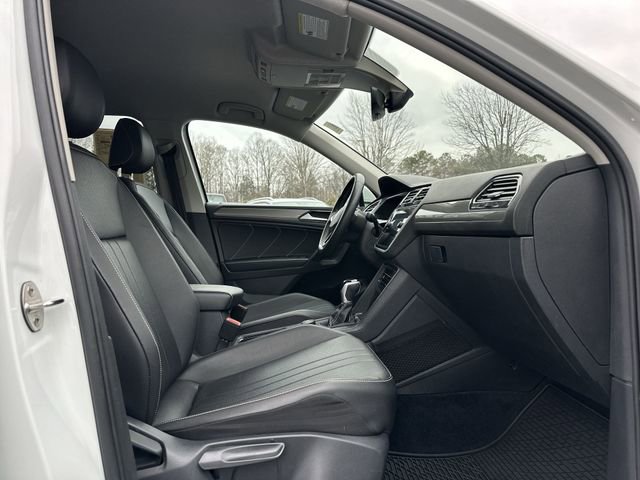 Certified 2022 Volkswagen Tiguan SE image 28