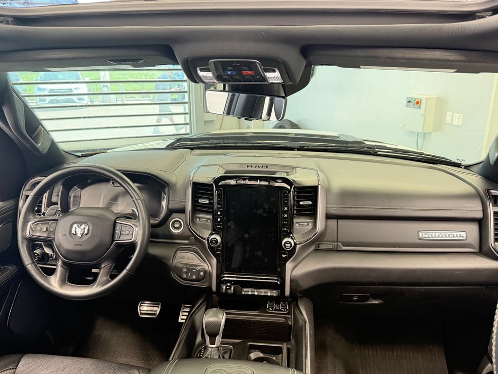 Used 2023 RAM 1500 Laramie AWD/4WD image 26