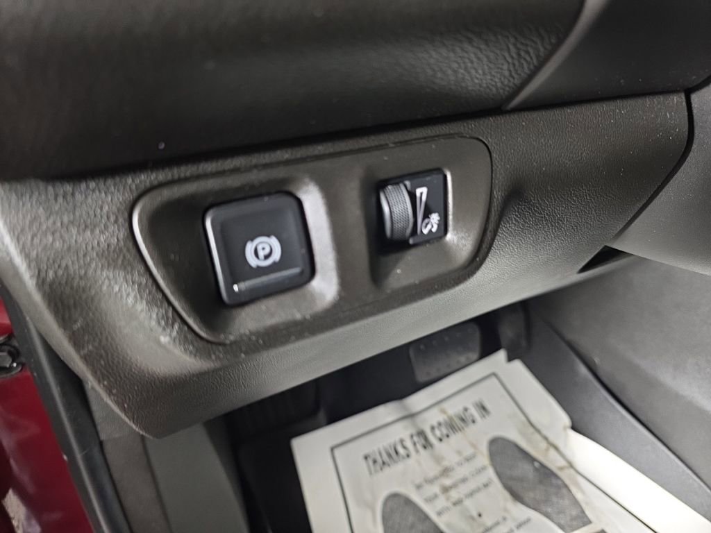 Used 2018 GMC Acadia SLE w/ Driver Alert Package I image 16