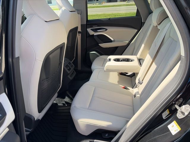 Used 2025 Audi Q5 Prestige image 21