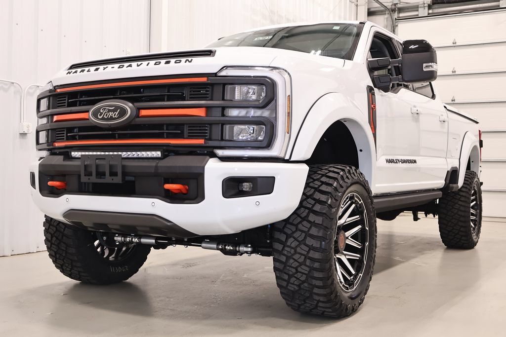 New 2026 Ford F250 Lariat w/ Black Appearance Package AWD/4WD image 5