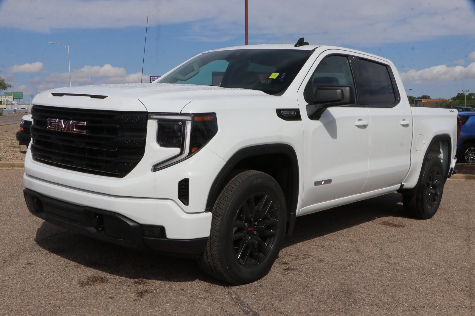 New 2026 GMC Sierra 1500 Elevation AWD/4WD image 3