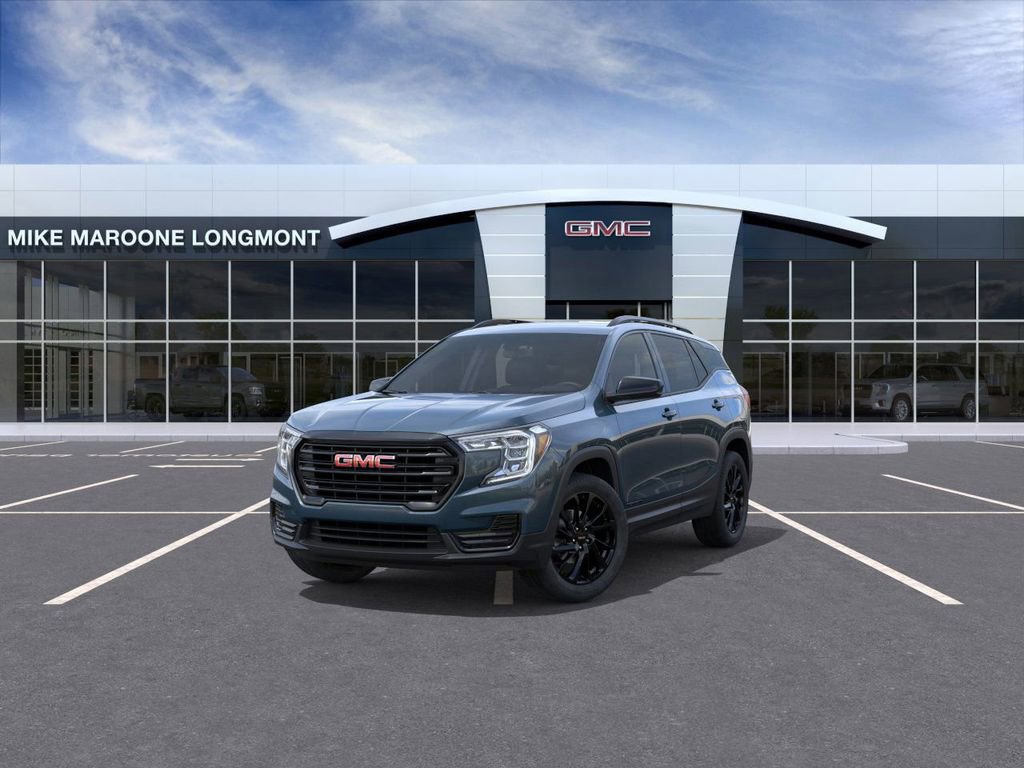 New 2024 GMC Terrain SLE w/ Driver Convenience Package image 8