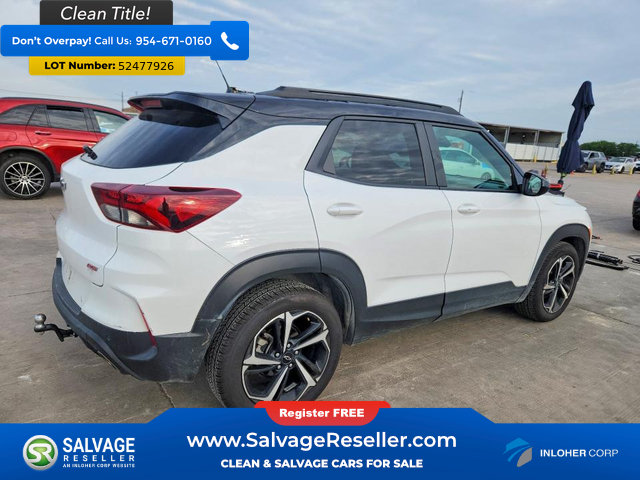 Used 2022 Chevrolet TrailBlazer RS w/ Sun and Liftgate Package FWD image 4