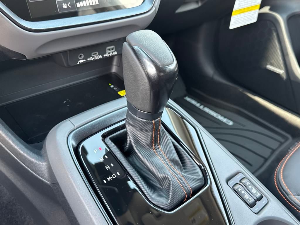 New 2025 Subaru Crosstrek 2.5i Limited w/ Crosstrek Mirror Package image 17