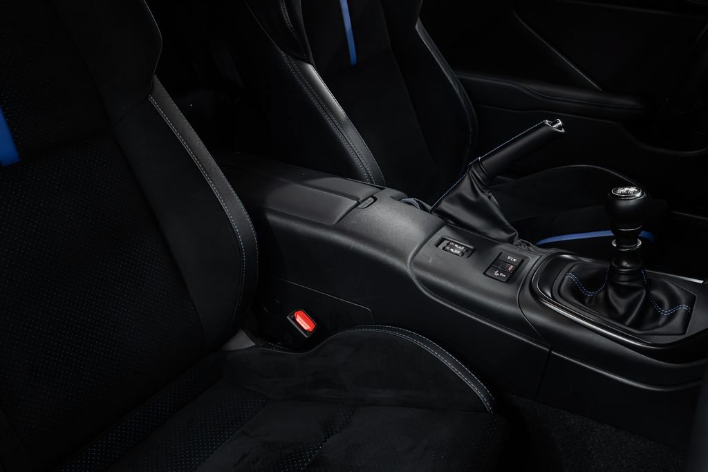 Used 2025 Subaru BRZ tS w/ Popular Package 2 RWD image 30