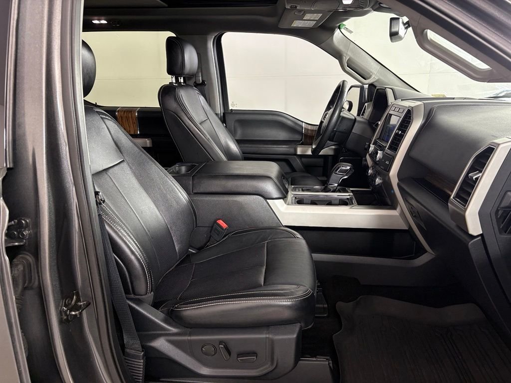 Used 2019 Ford F150 Lariat w/ Equipment Group 502A Luxury AWD/4WD image 44